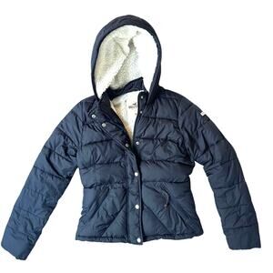 Hollister Sherpa-Lined Hooded Puffer Jacket – Women’s M, Navy